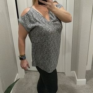Express cold shoulder print top